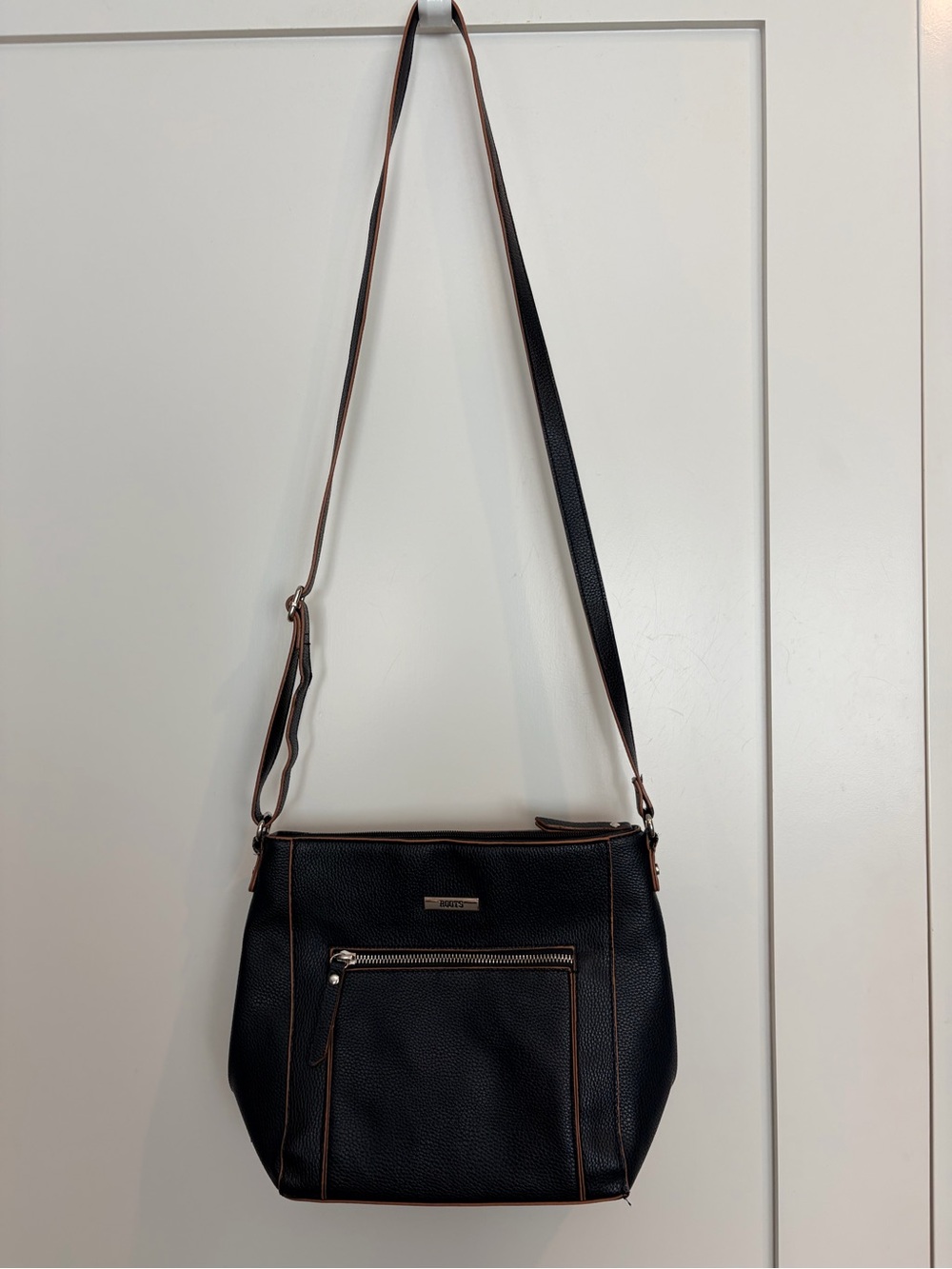 Roots Black Pebbled Faux Leather Crossbody Shoulder Bag